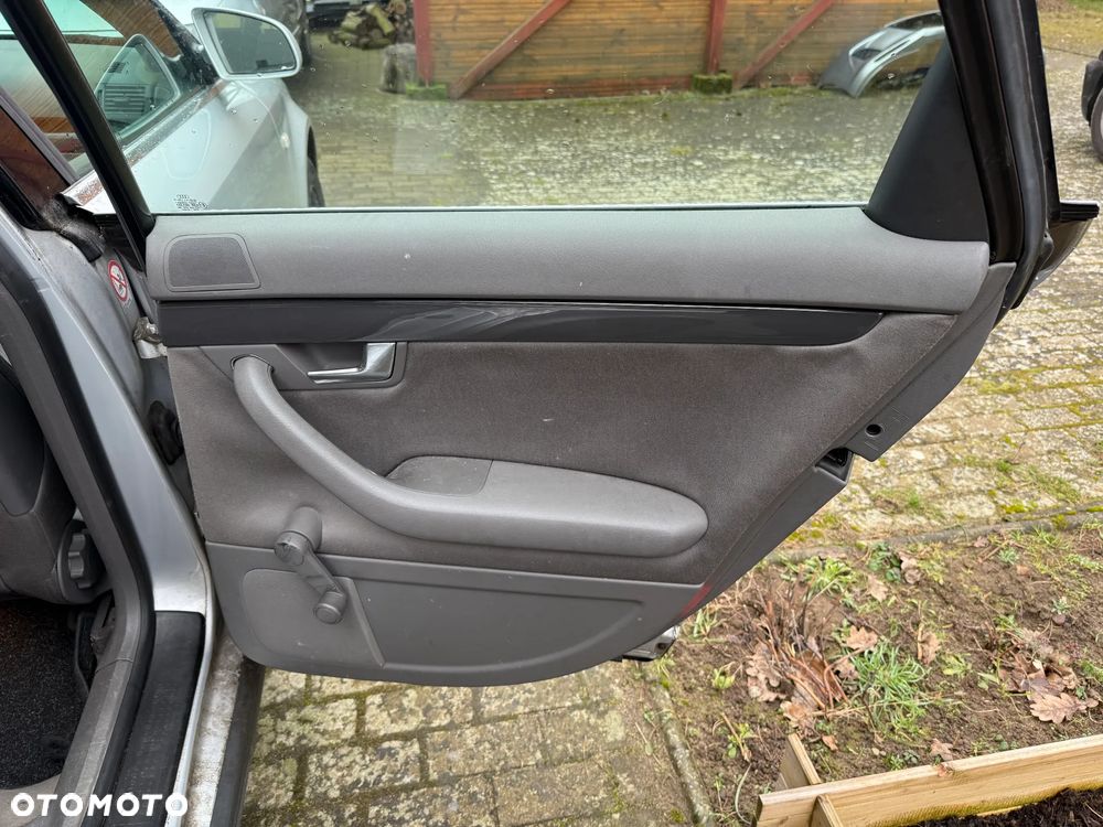 Audi A4 Limousine 2 - 16