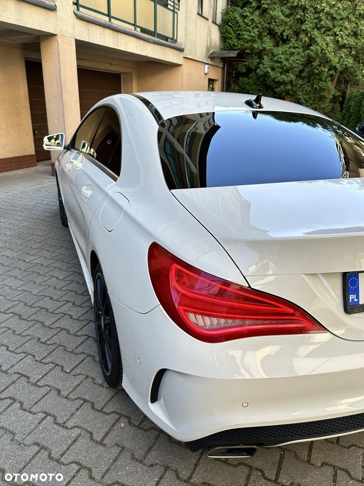 Mercedes-Benz CLA 200 7G-DCT AMG Line - 9