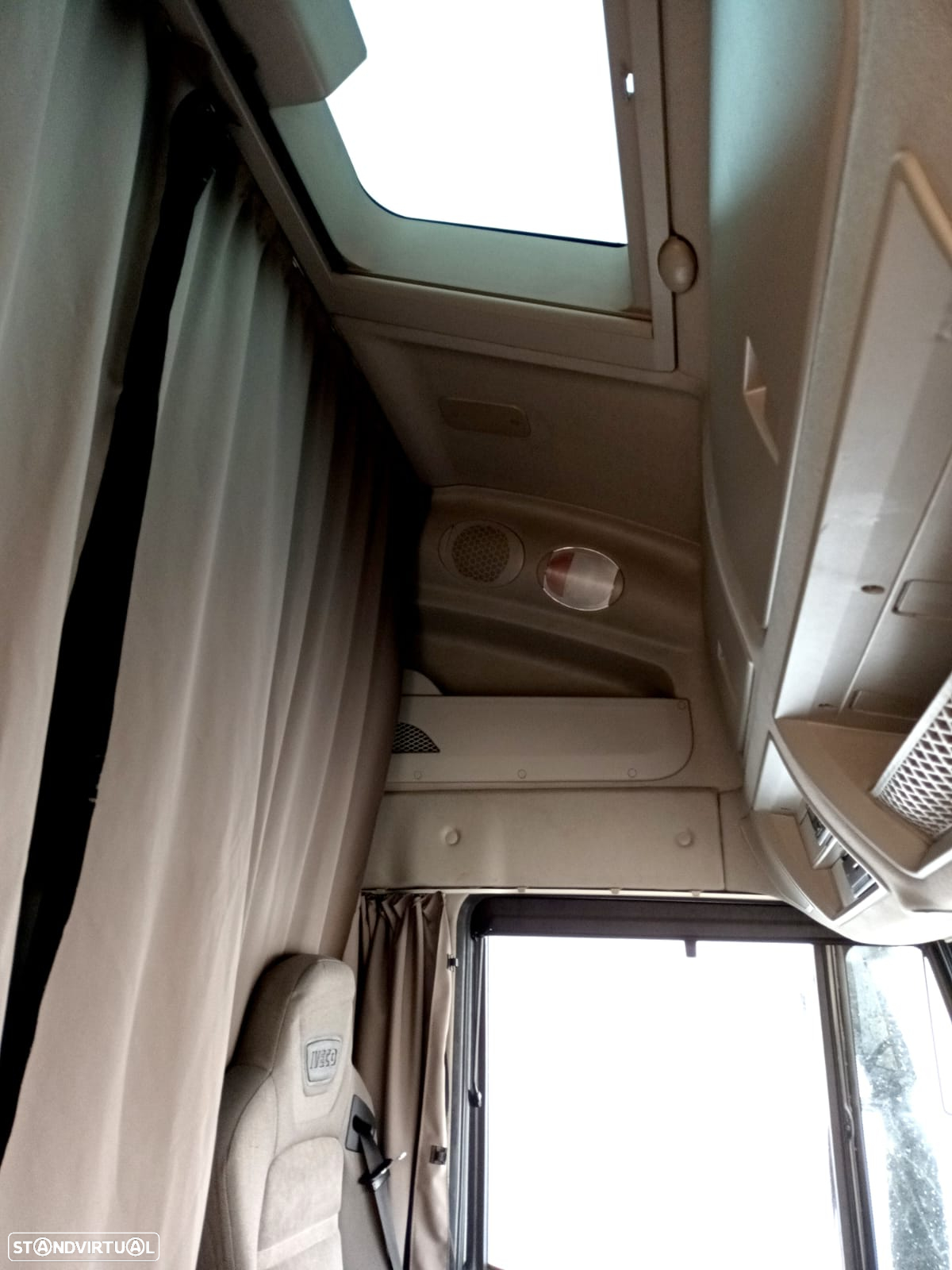 Iveco 460 EURO6 - 6