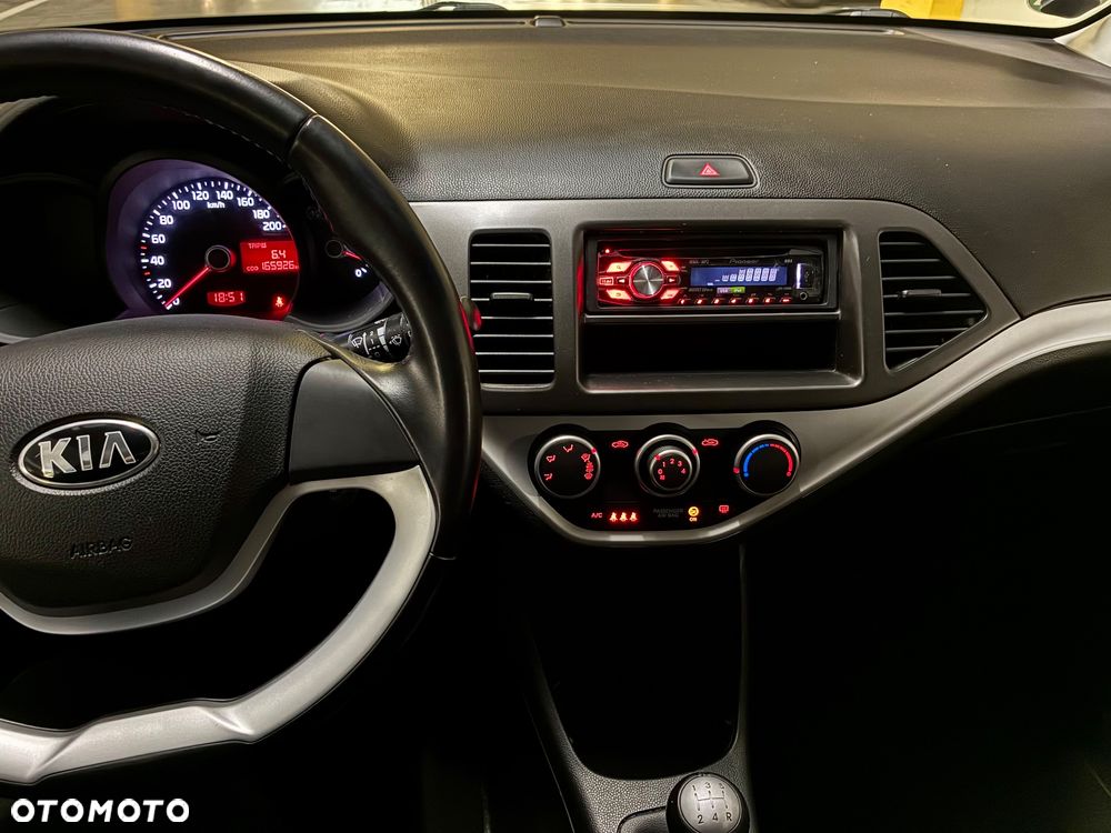Kia Picanto 1.0 L - 33