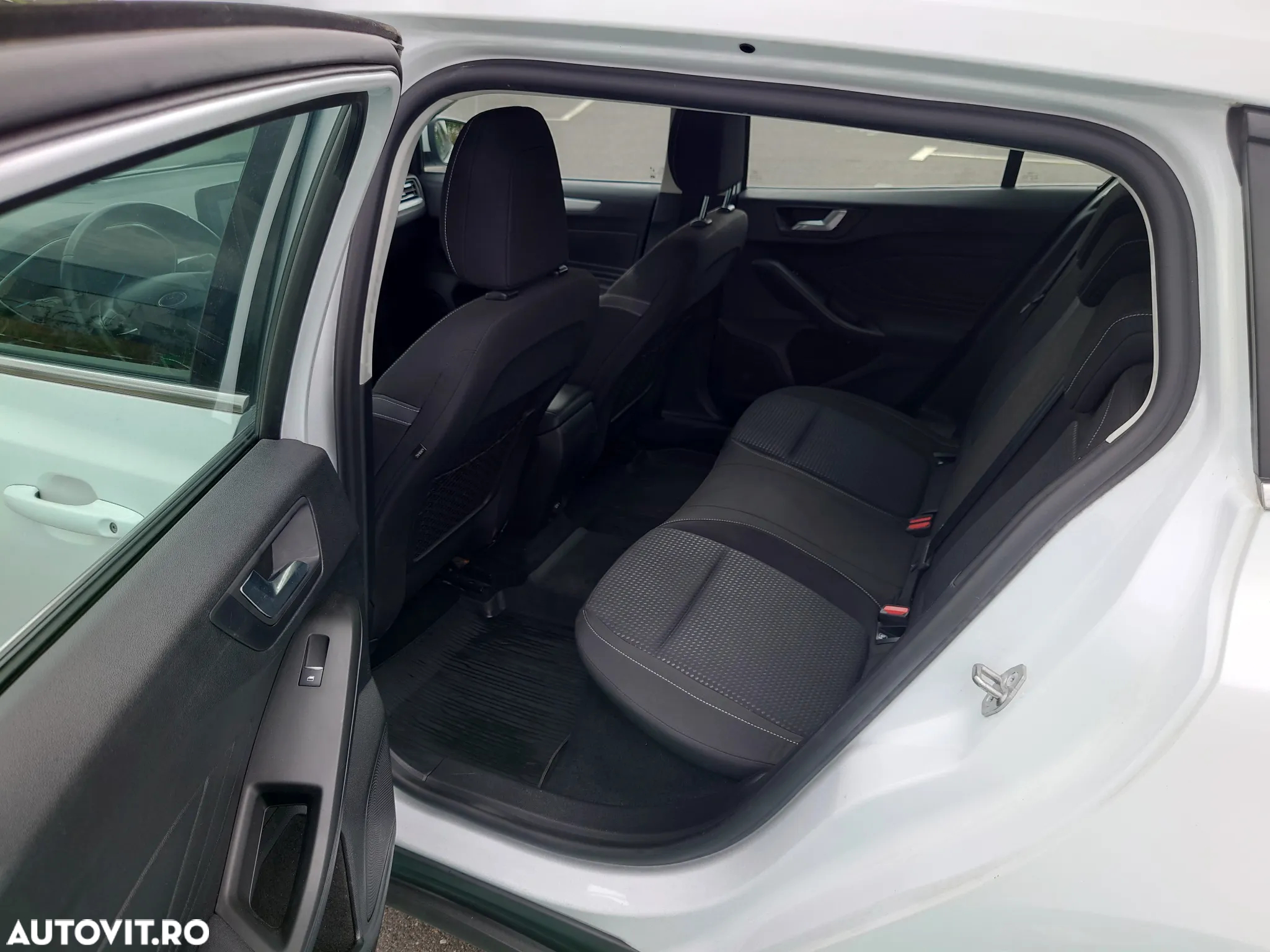 Ford Focus 1.5 EcoBlue Start-Stopp-System Aut. COOL&CONNECT - 18