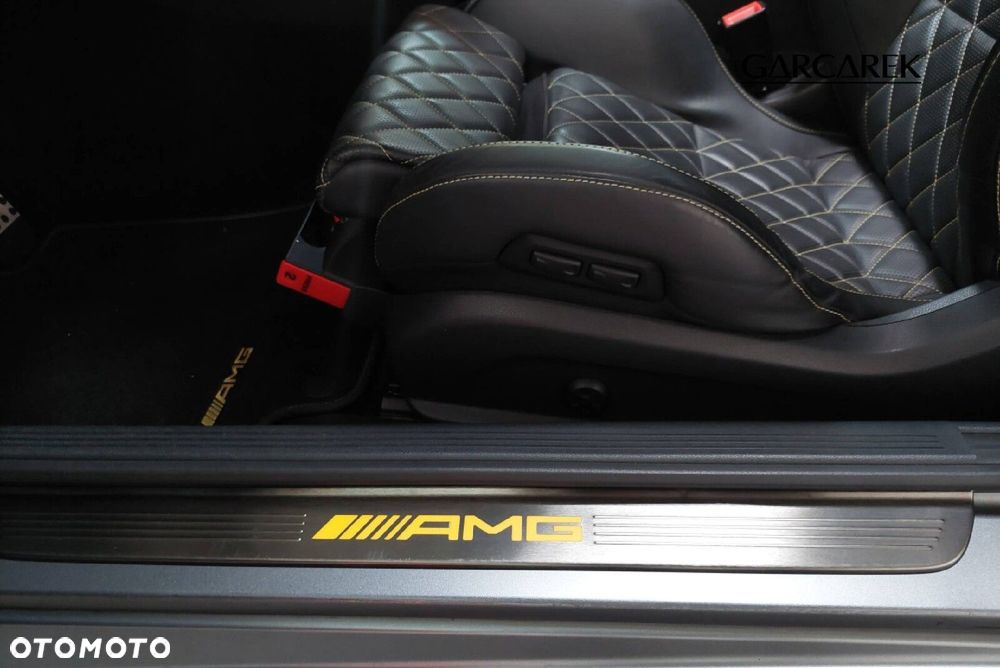 Mercedes-Benz Klasa C 63 AMG 9G-TRONIC - 25