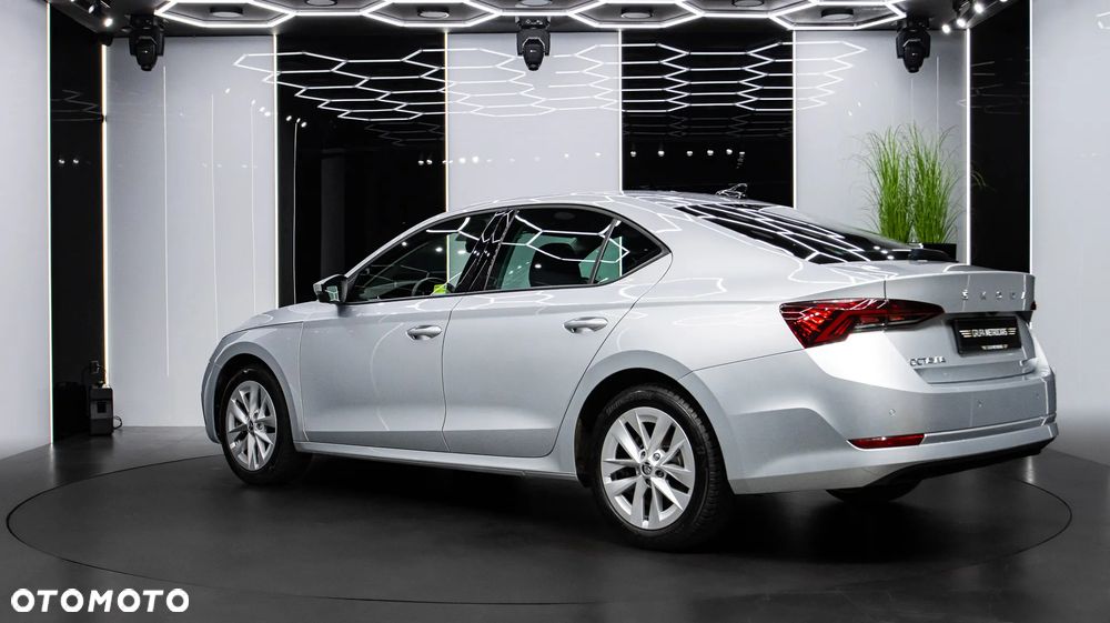 Skoda Octavia 1.5 TSI ACT Ambition - 6