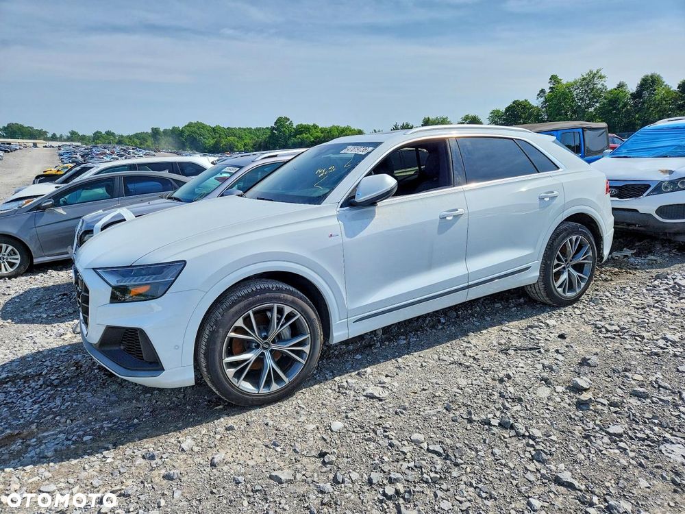 Audi Q8 - 1