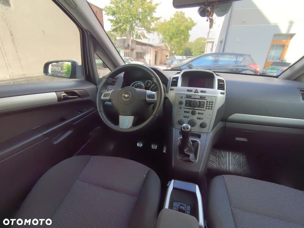 Opel Zafira 1.8 Elegance - 22