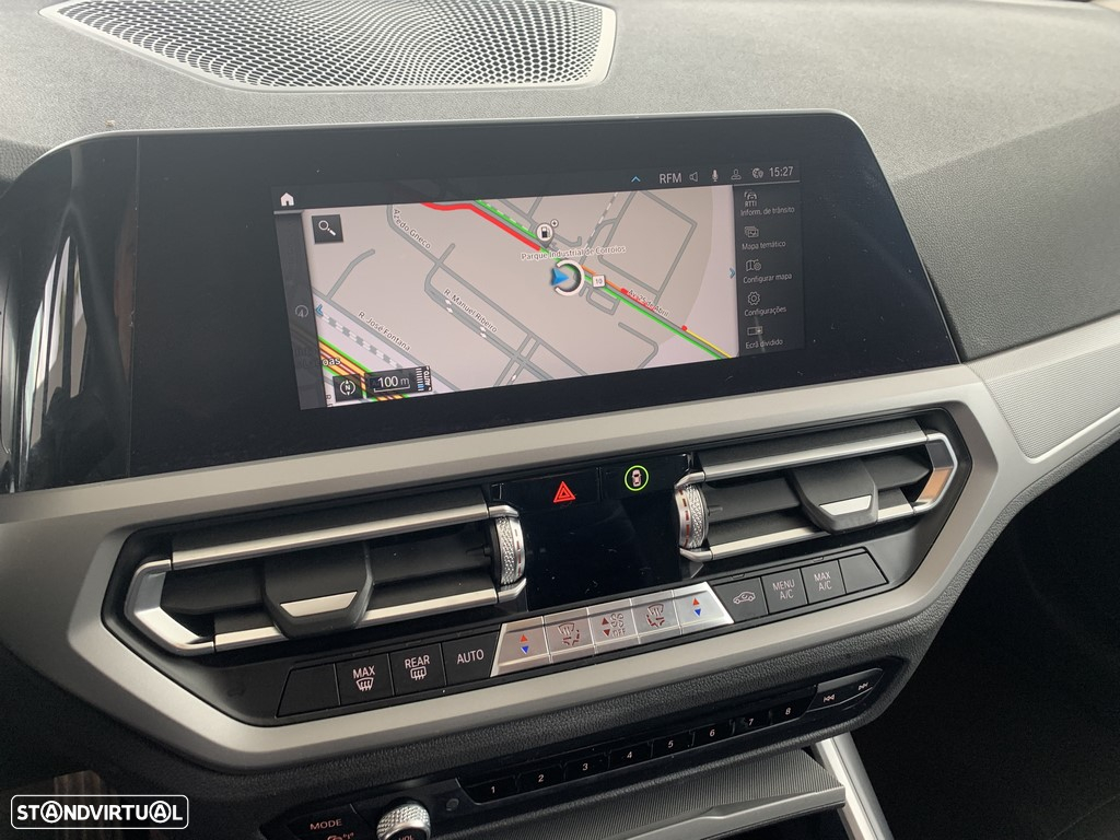 BMW 330 e Touring Line Sport Auto - 7
