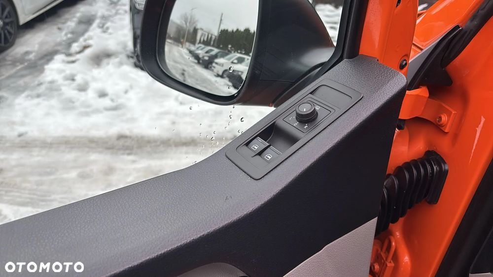 Volkswagen Transporter - 11