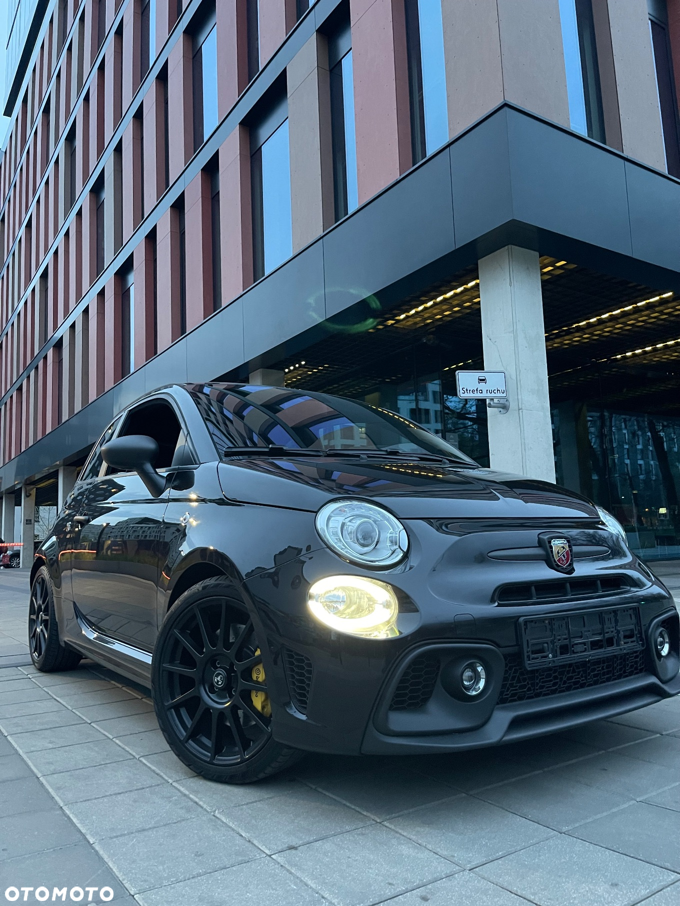 Abarth 695 - 8