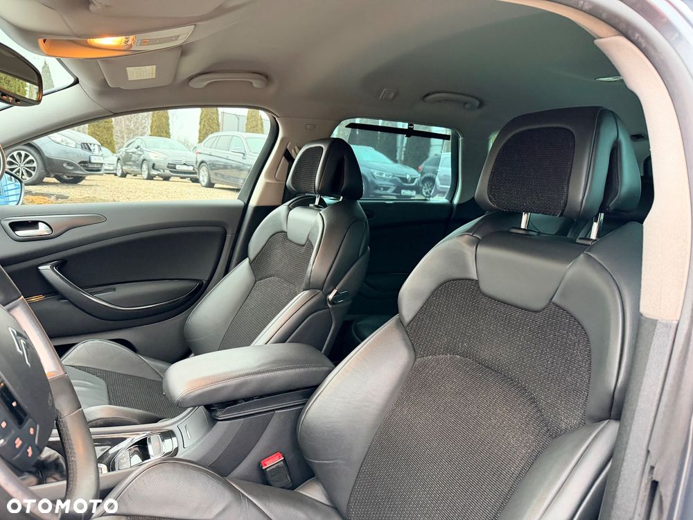 Citroën C5 2.0i 16V Exclusive - 9