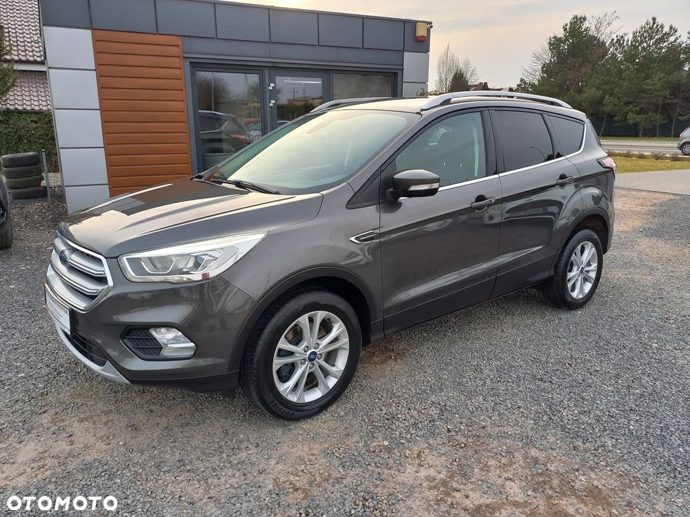 Ford Kuga 1.5 TDCi 2x4 Titanium - 3