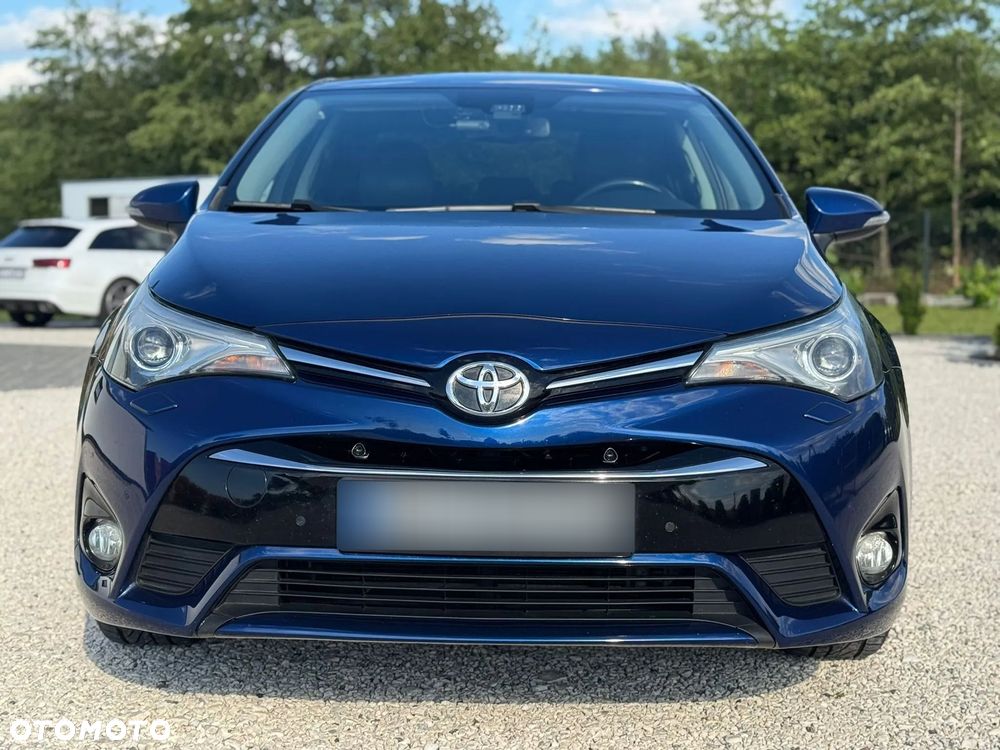 Toyota Avensis 2.0 D-4D Prestige - 14