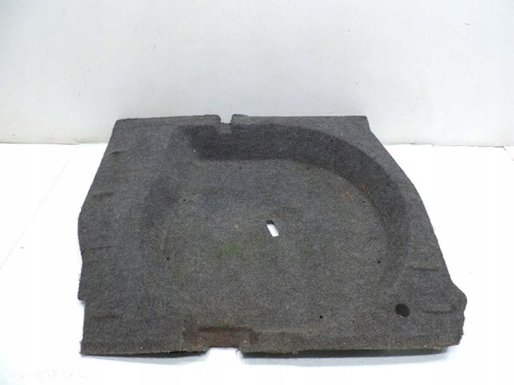 TAPICERKA PODŁOGA BAGAŻNIKA BMW E39 KOMBI - 2