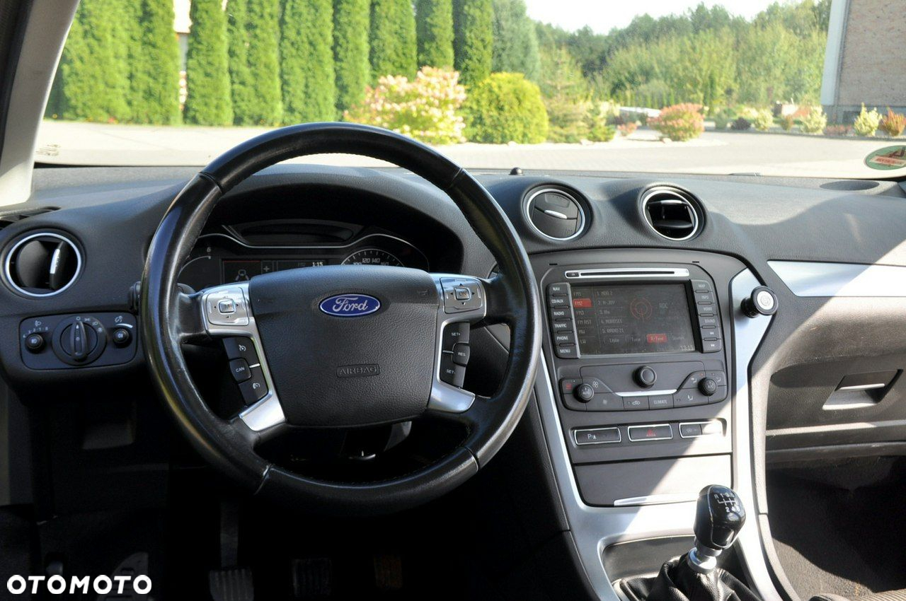 Ford Mondeo - 30