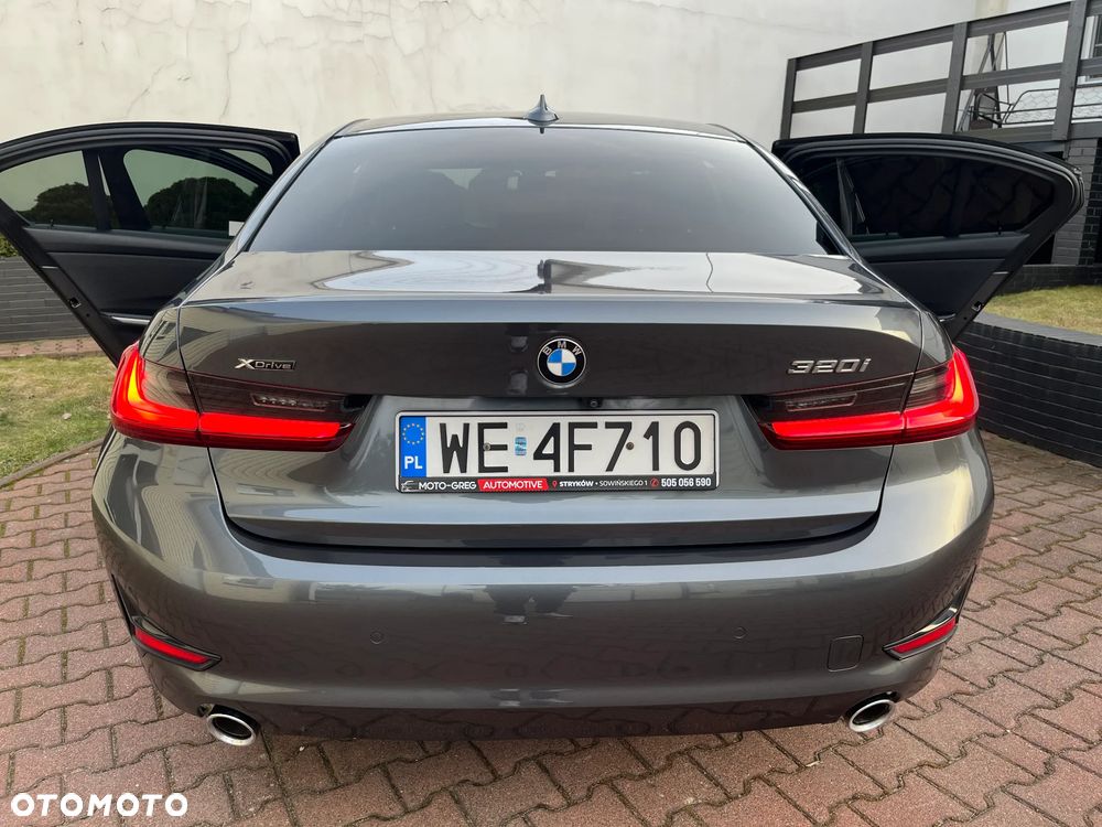 BMW Seria 3 320i xDrive - 35
