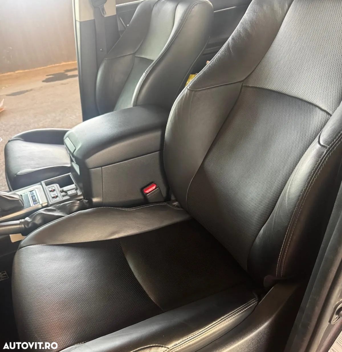 Toyota Land Cruiser - 9