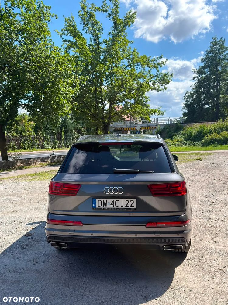 Audi Q7 - 5
