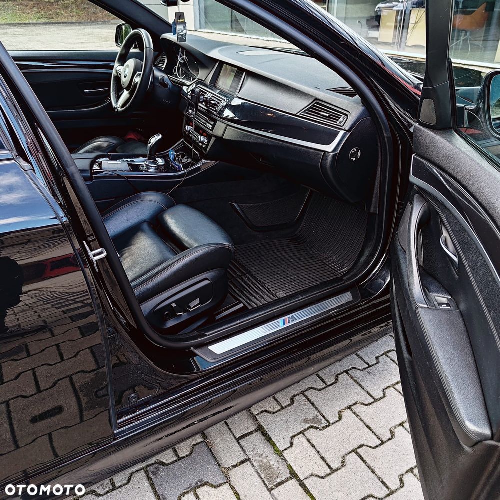 BMW Seria 5 535d xDrive Sport-Aut - 11