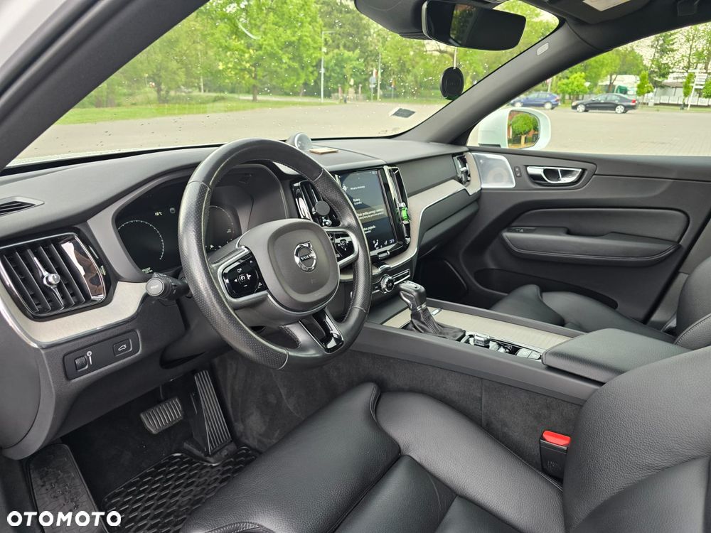 Volvo Xc 60 2018 photo 4