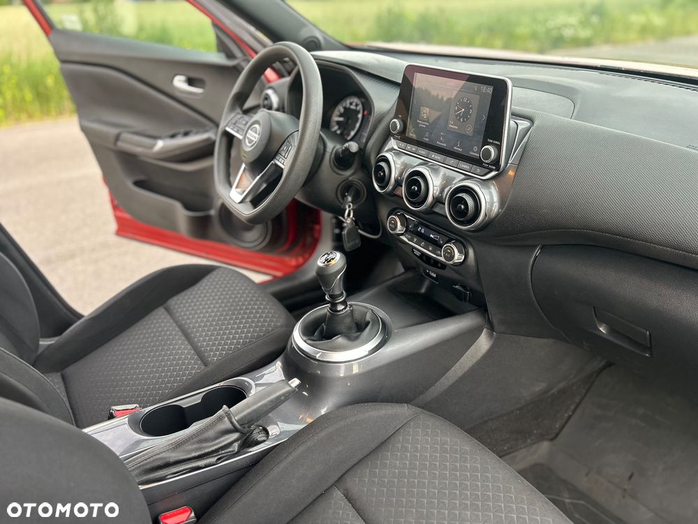 Nissan Juke 1.0 DIG-T Acenta - 33