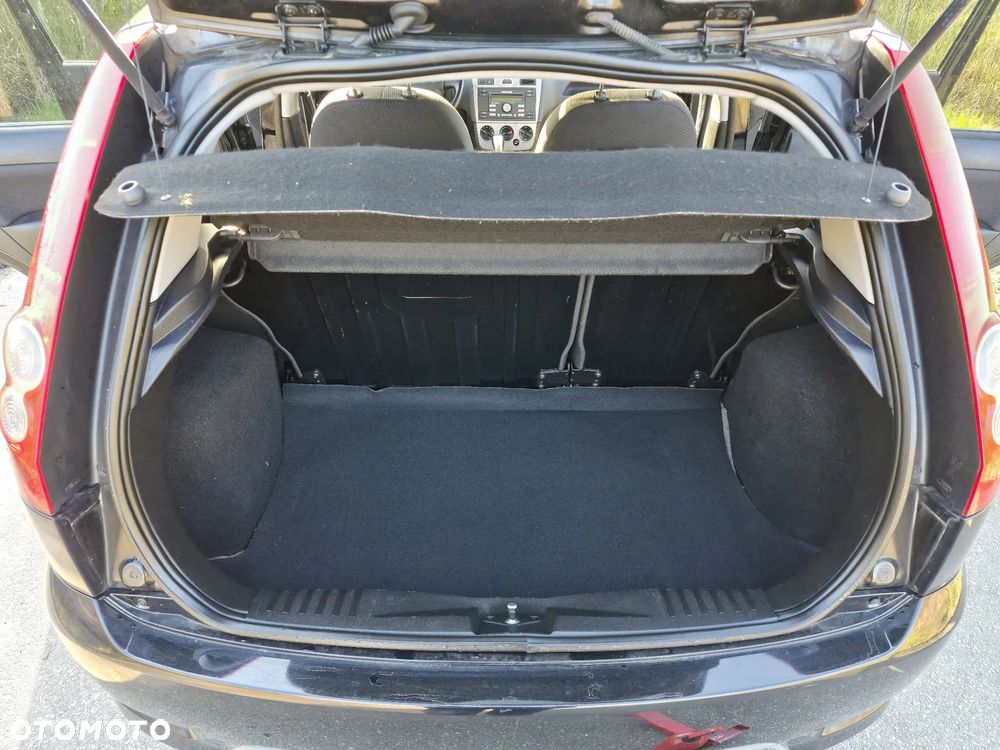 Ford Fiesta 1.4 Trend - 30