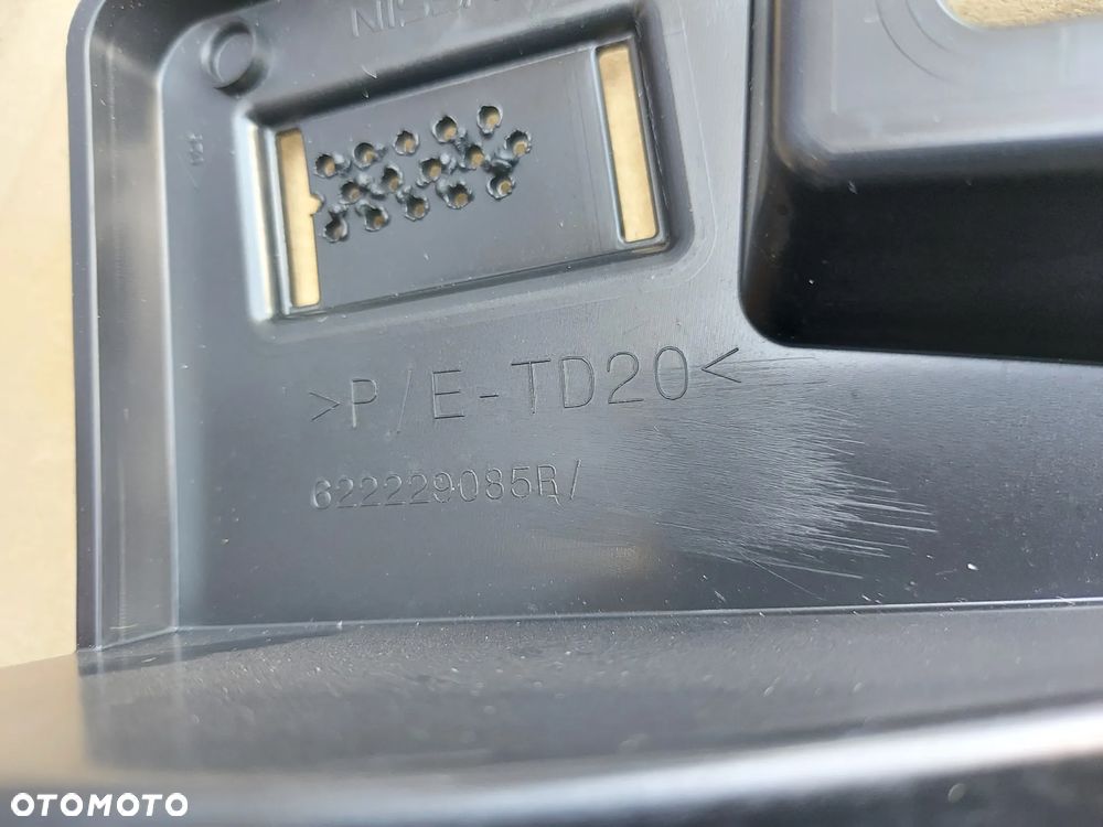 Nissan Townstar 22- Ślizg Zderzaka Przód L+R Nowy Oryginał - 3