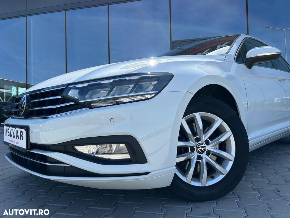 Volkswagen Passat 2.0 TDI DSG Comfortline - 32