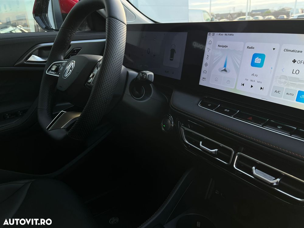 MG HS 1.5 T-GDi 7DCT Exclusive - 12