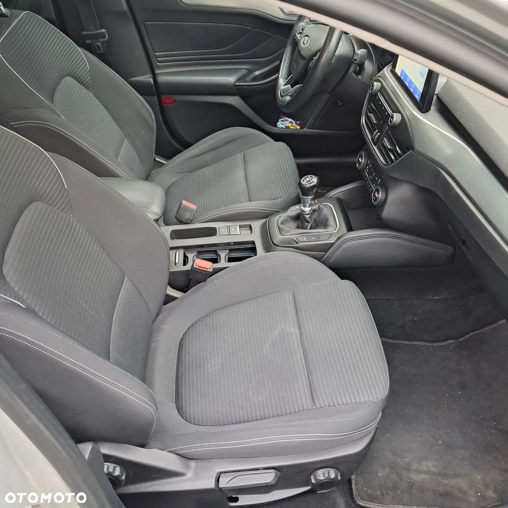 Ford Focus 1.5 TDCi DPF Start-Stopp-System Titanium - 19