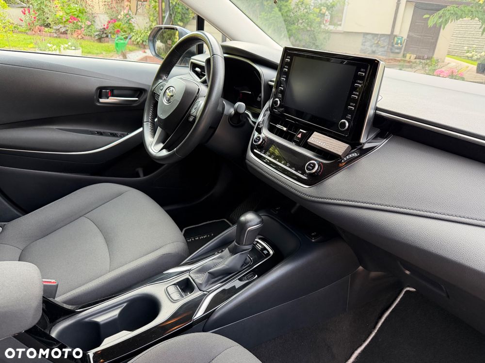 Toyota Corolla 1.8 Hybrid Comfort - 12