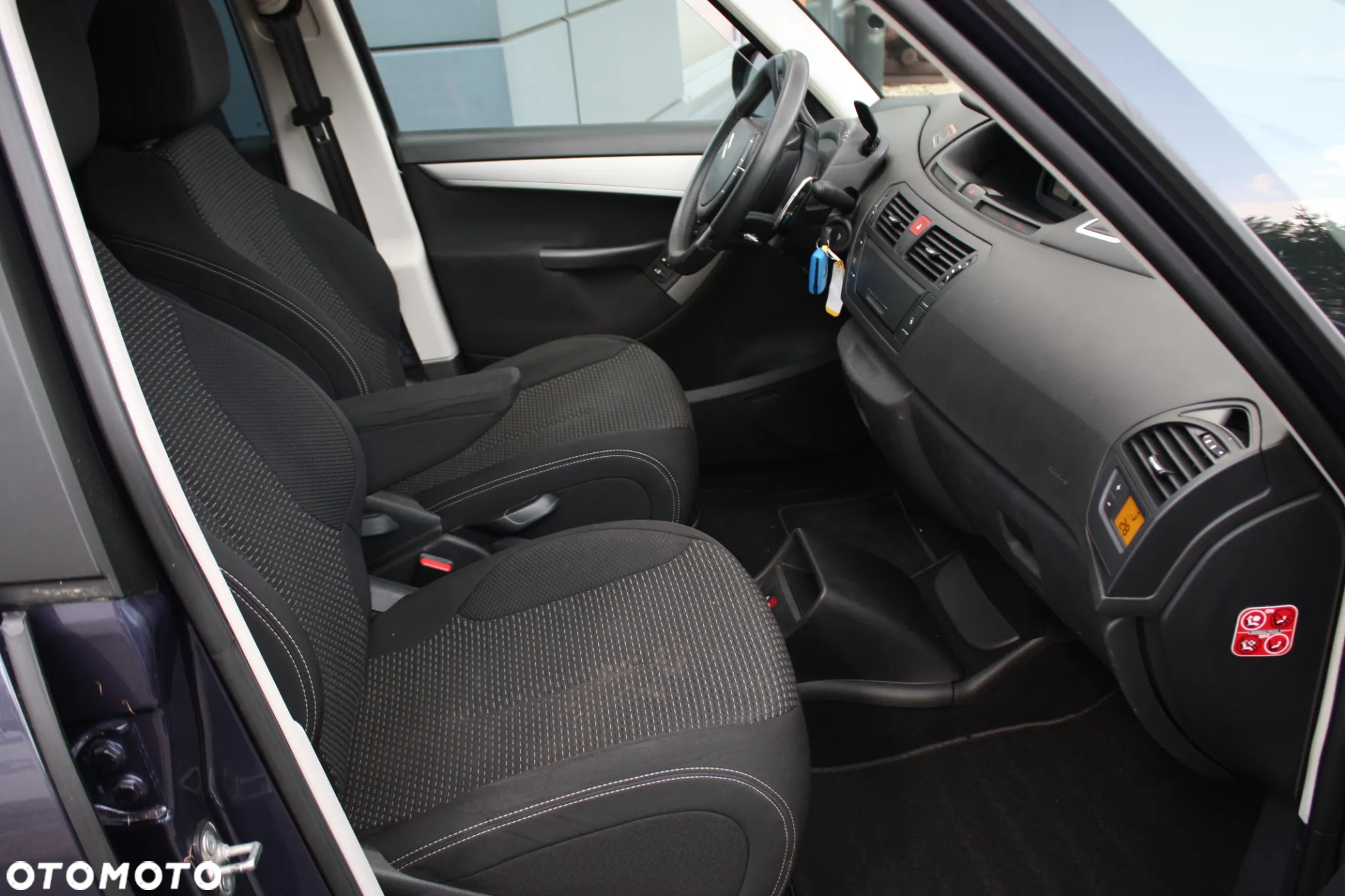 Citroën C4 Grand Picasso 1.6 THP Exclusive - 24