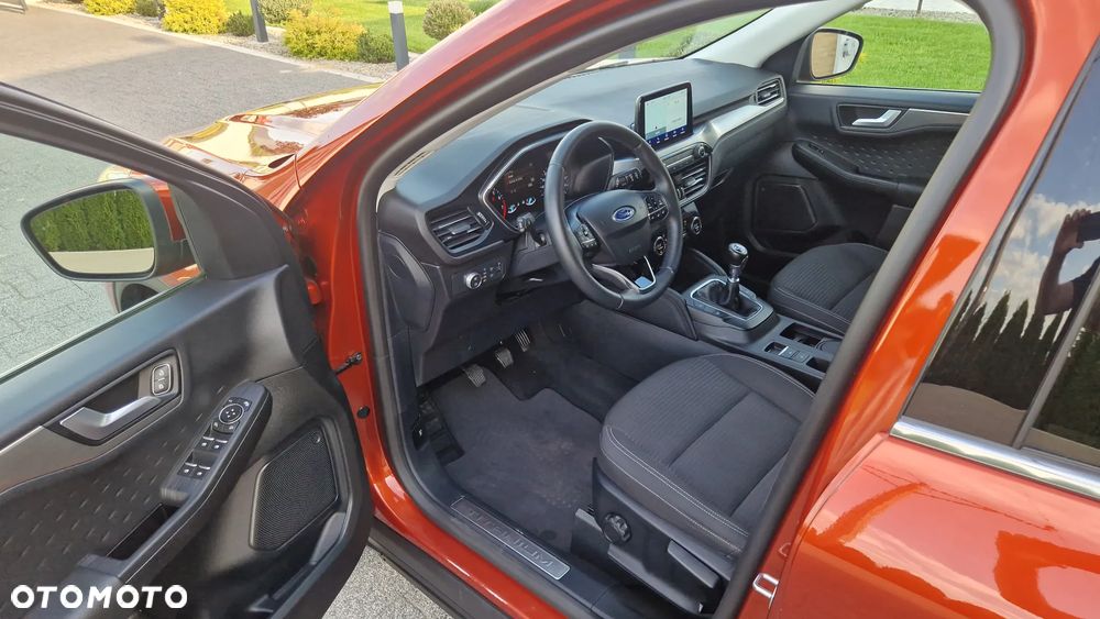 Ford Kuga 1.5 EcoBoost TITANIUM - 7