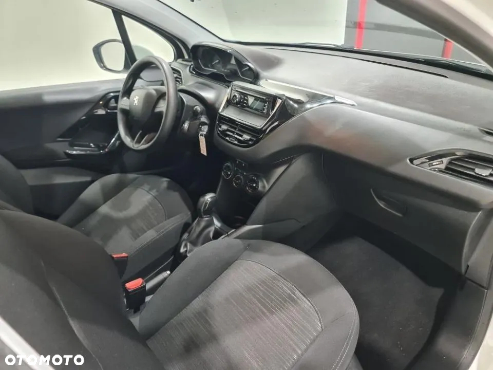 Peugeot 208 1.6 BlueHDi Active - 12