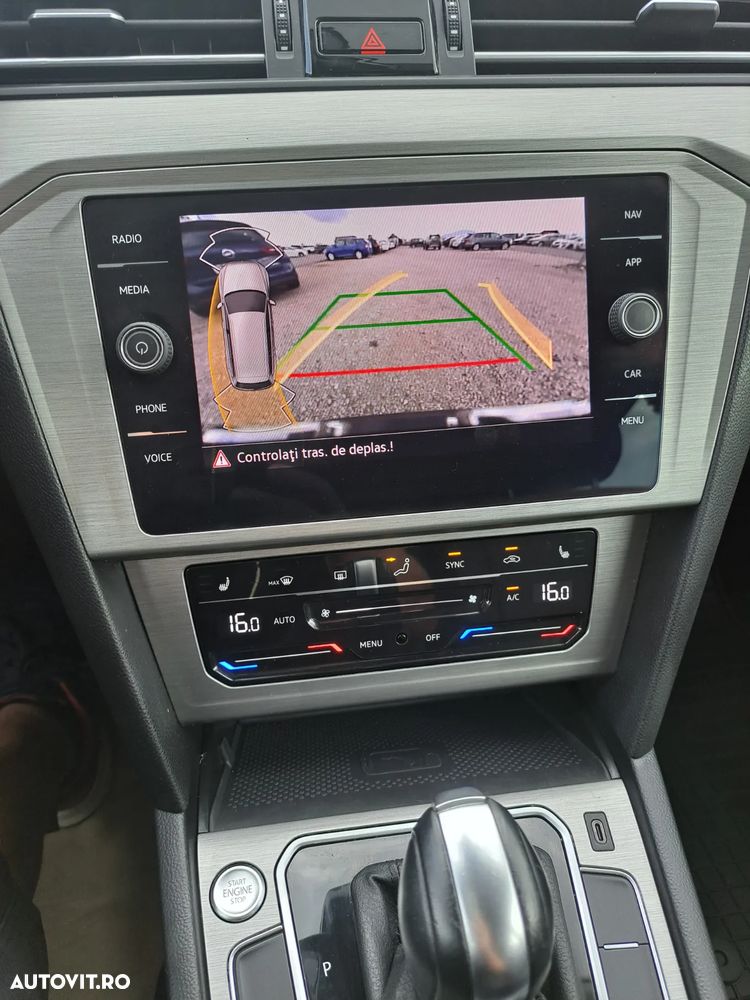 Volkswagen Passat Variant 2.0 TDI DSG Business - 35