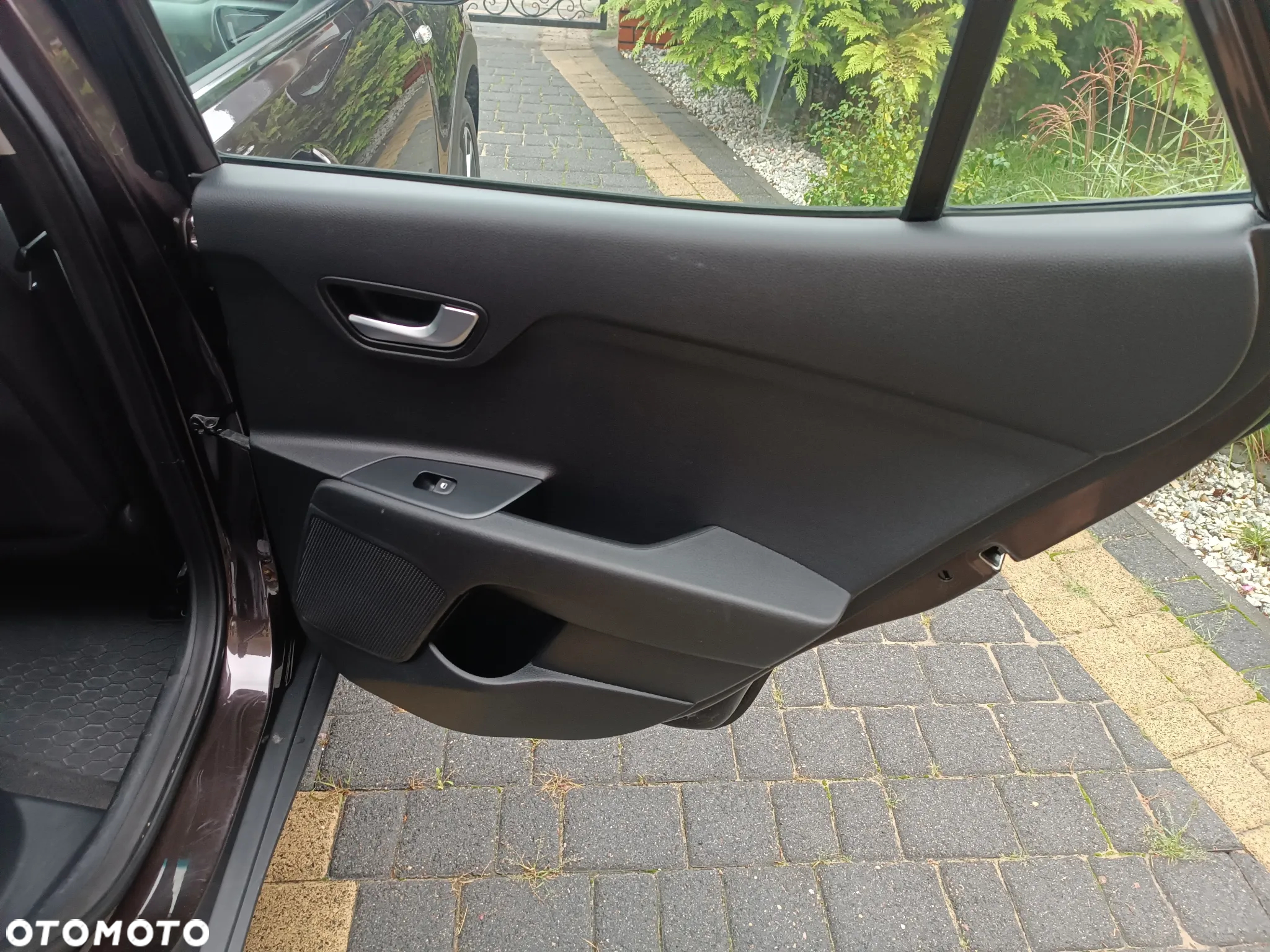 Kia Stonic - 16
