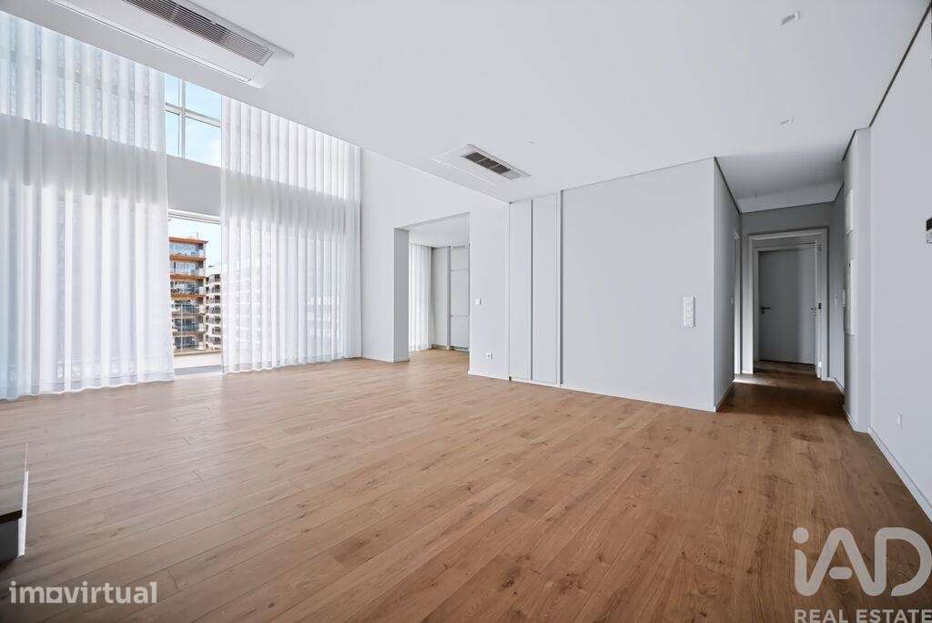 Apartamento T3 em Algés, Linda-a-Velha e Cruz Quebrada-Dafundo de 173, - Grande imagem: 2/30