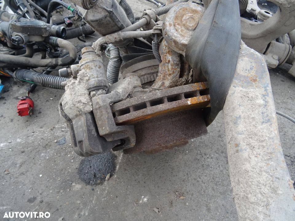Vand Fuzeta Fata Stanga Renault Master 2.5 DCI G9U din 2007 - 1