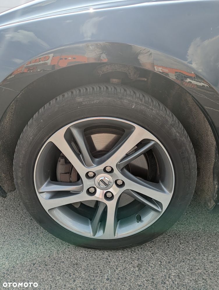 Volvo V40 - 9