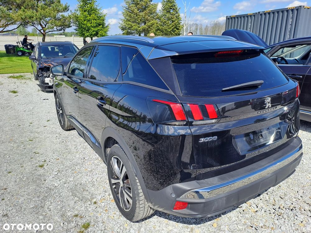 Peugeot 3008 1.2 PureTech GPF Active S&S EAT8 - 4