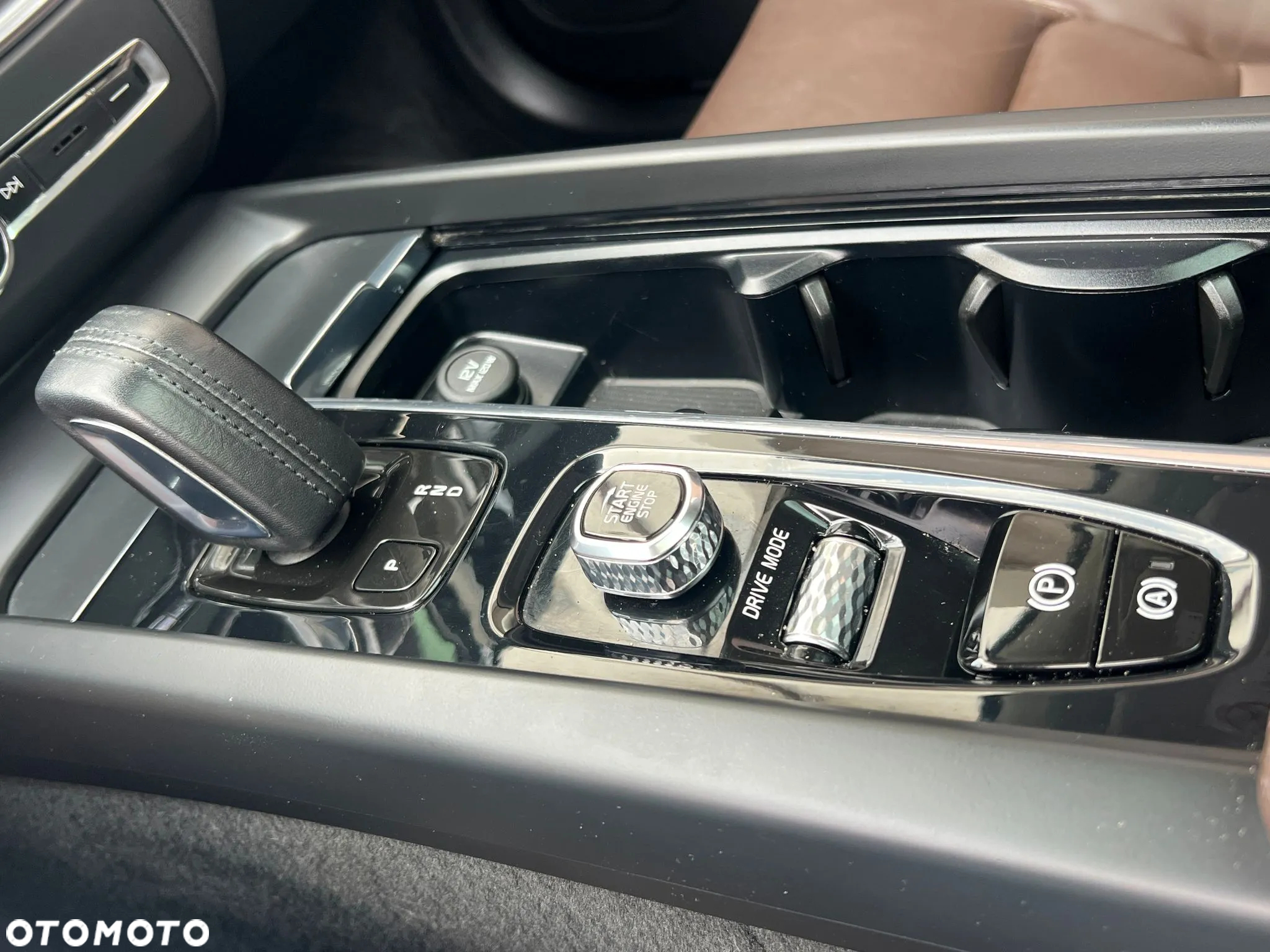 Volvo XC 60 - 25