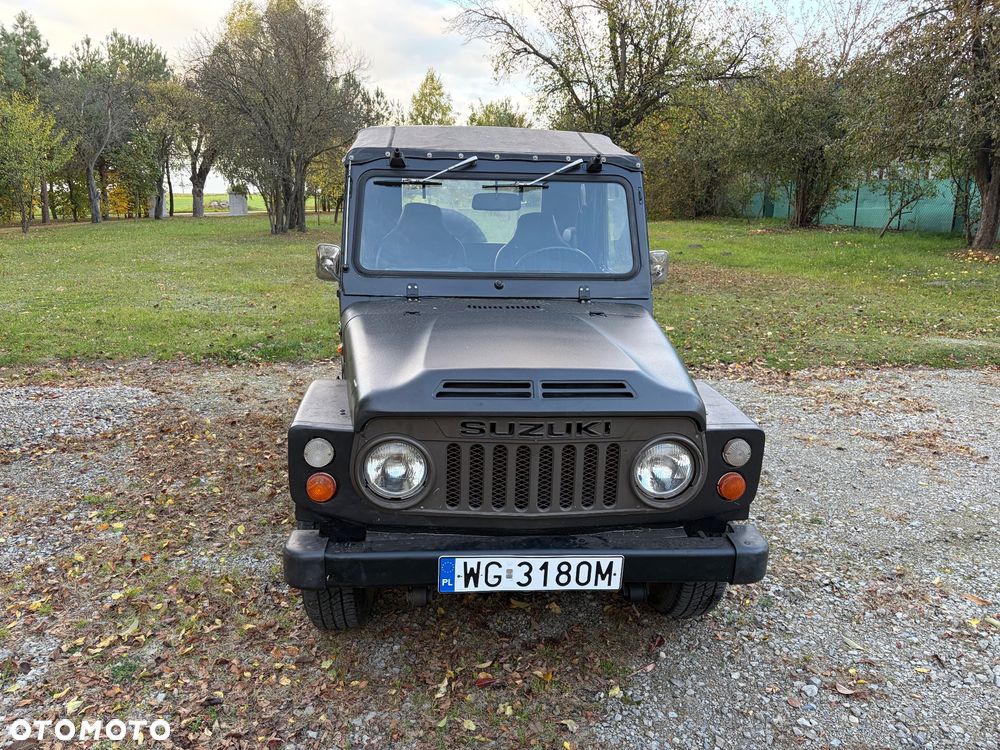 Suzuki Samurai 1981 photo 2