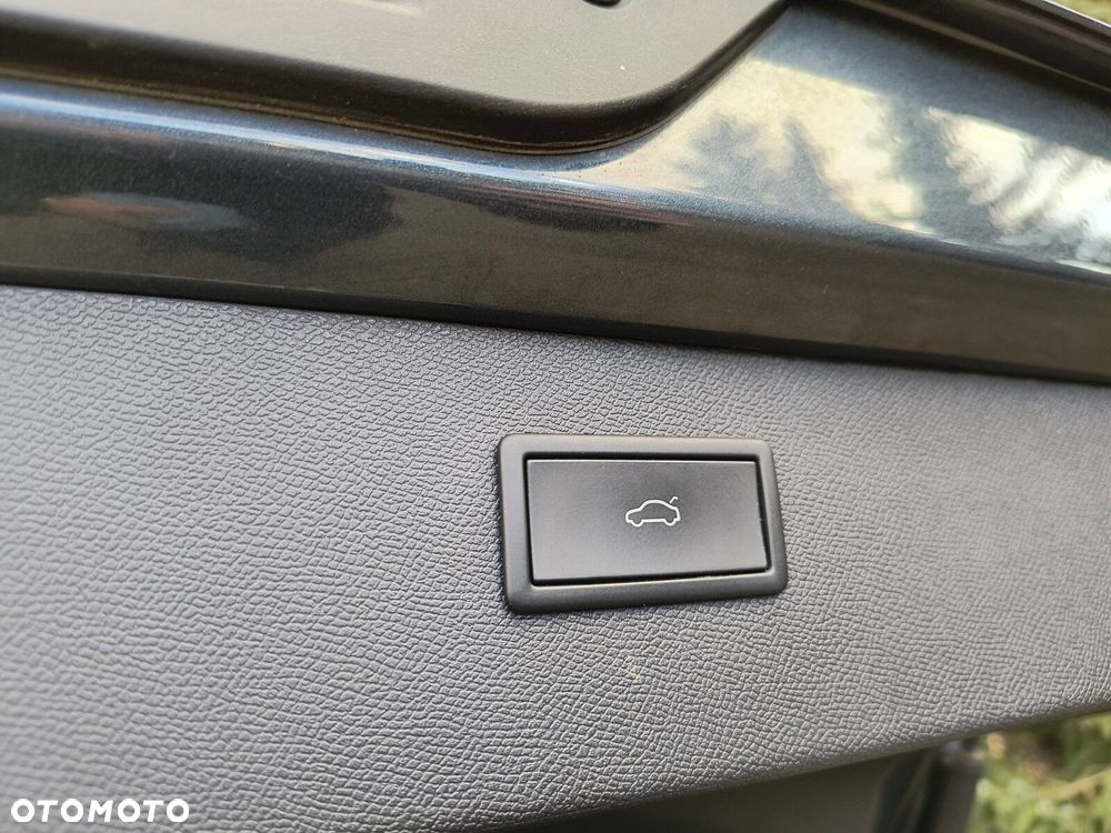 Cupra Formentor 1.4 e-Hybrid DSG - 27