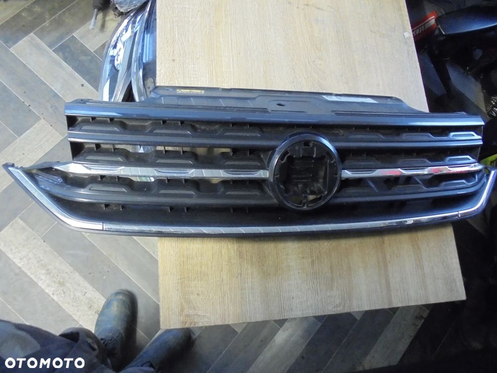 VW T-CROSS GRILL