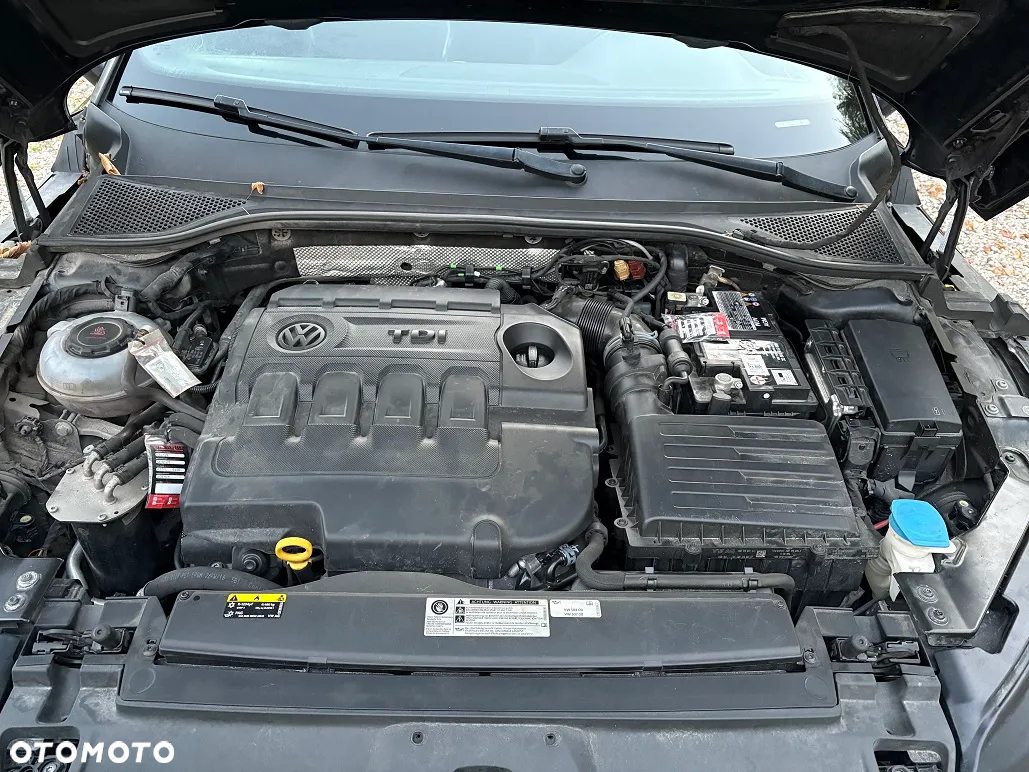 Volkswagen Arteon 2.0 TDI SCR R-Line DSG - 10