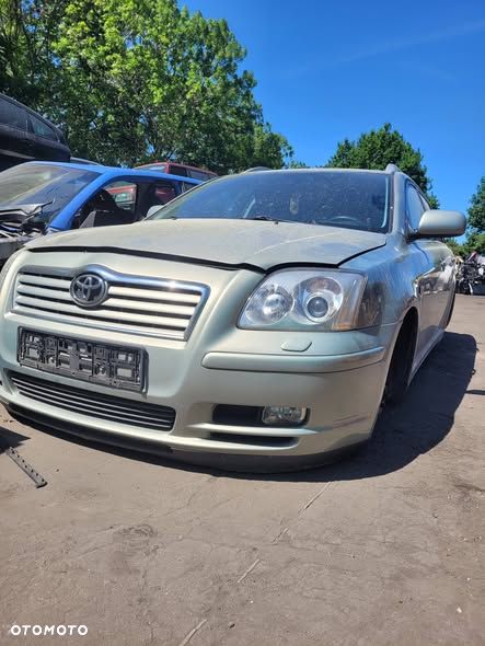 Części- Toyota Avensis Pojemność: 1998 Moc: 108kW Rok: 2004 Benzyna Kod lakieru: 6T1 - 1