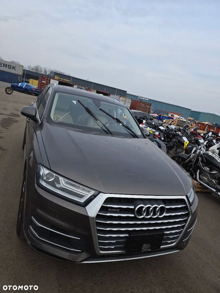 Audi Q7 3.0 TFSI Quattro Tiptronic - 30