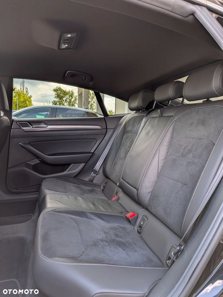 Volkswagen Arteon 2.0 TDI SCR R-Line DSG - 10