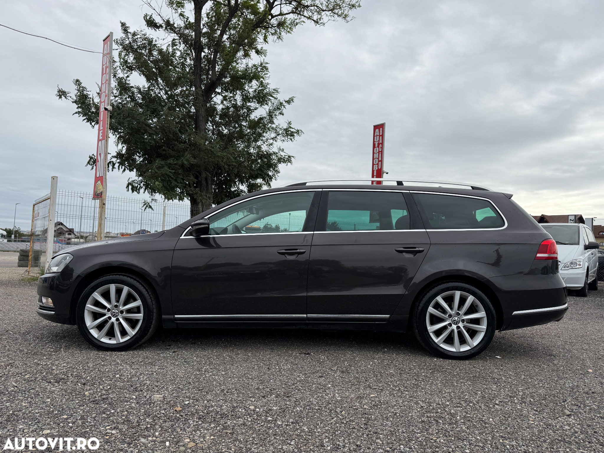 Volkswagen Passat Variant 2.0 TDI DSG BlueMotion Technology Highline - 5