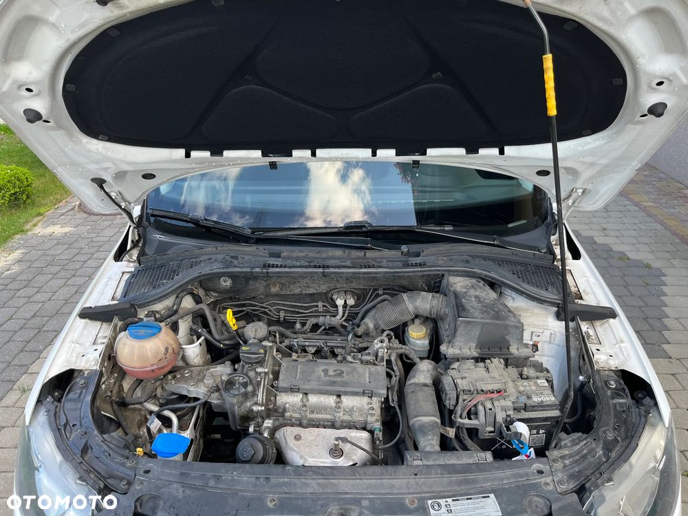 Skoda RAPID 1.2 Ambition - 16