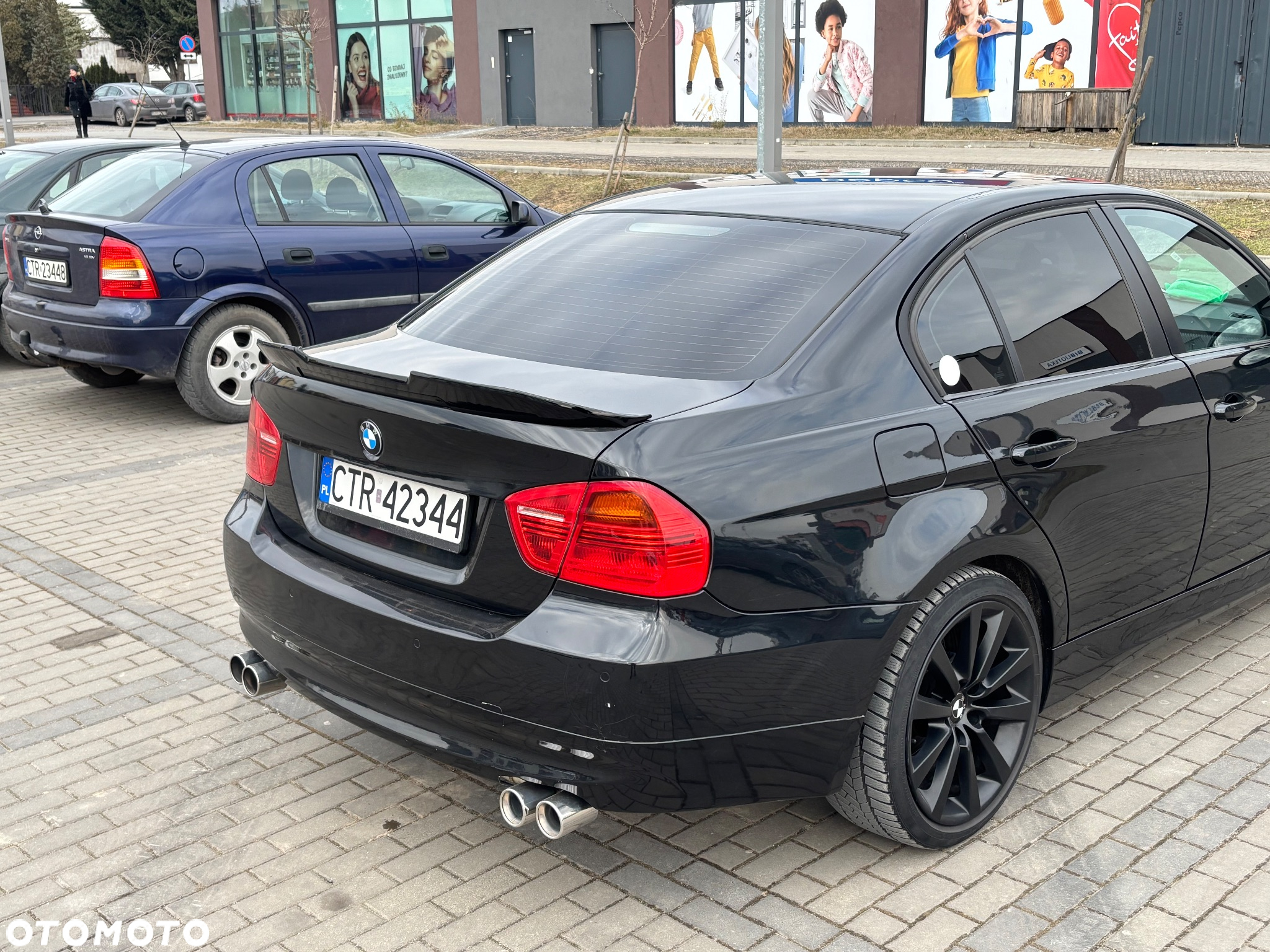 BMW Seria 3 320i - 5