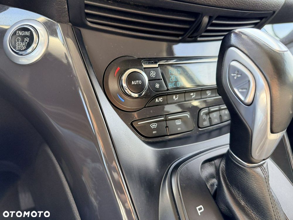 Ford Kuga 2.0 TDCi 4WD Titanium - 26